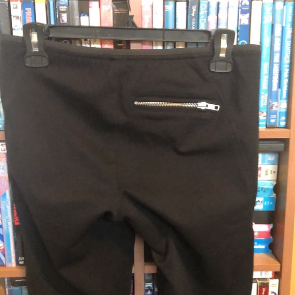 Elizabeth  and  James Motto Style Black Leggings Sz 4 - Picture 7 of 11